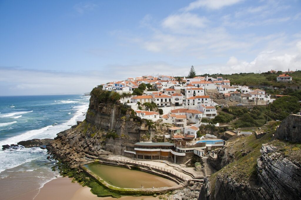 azenhas do mar, portugal, beach-837225.jpg